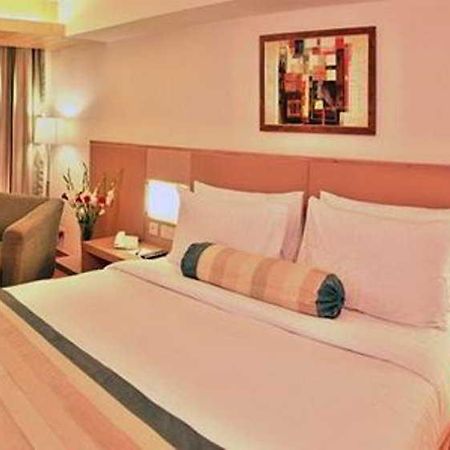 Comfort Inn Gsk Amritsar Zimmer foto