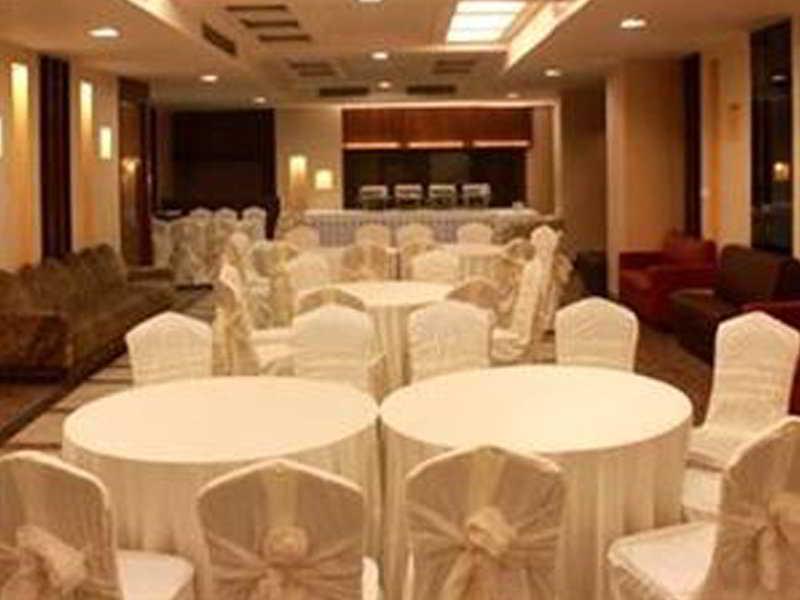 Comfort Inn Gsk Amritsar Exterior foto